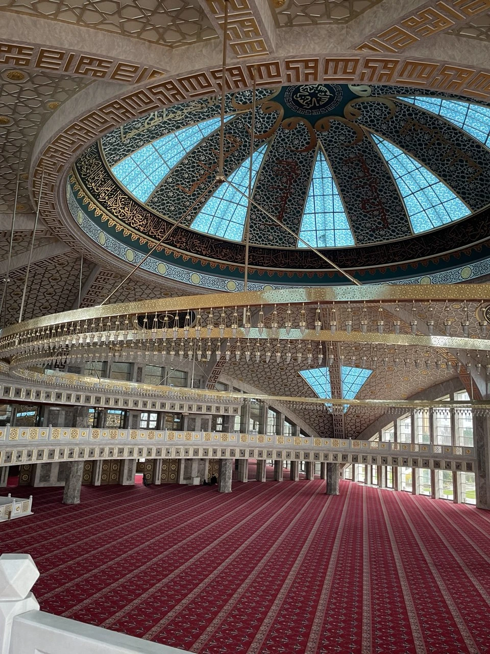 Были вчетвером на экскурсии "Топовые достопримечательности Чечни за 1 день" в начале декабря 2025г. По маршруту