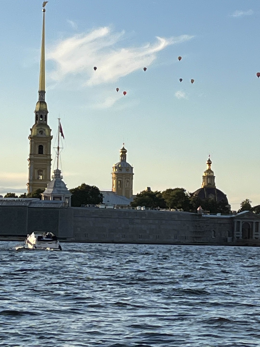 На красивом катере по Петербургу: индивидуальная прогулка (Анна)