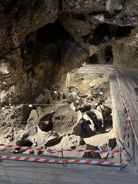 Арам, Тигран, большое спасибо за такую увлекательную экскурсию до Татевского монастыря 🙏