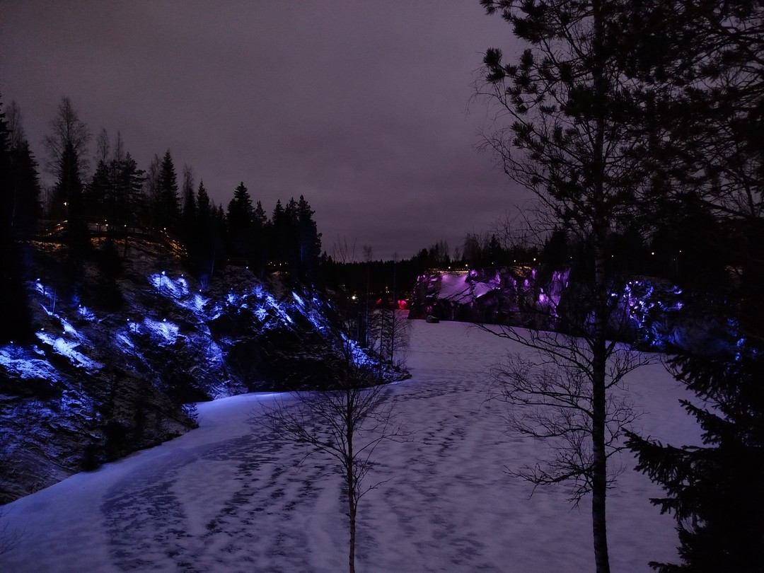 Из Петербурга - в горный парк «Рускеала», к крепости Корела и водопадам (Мария)