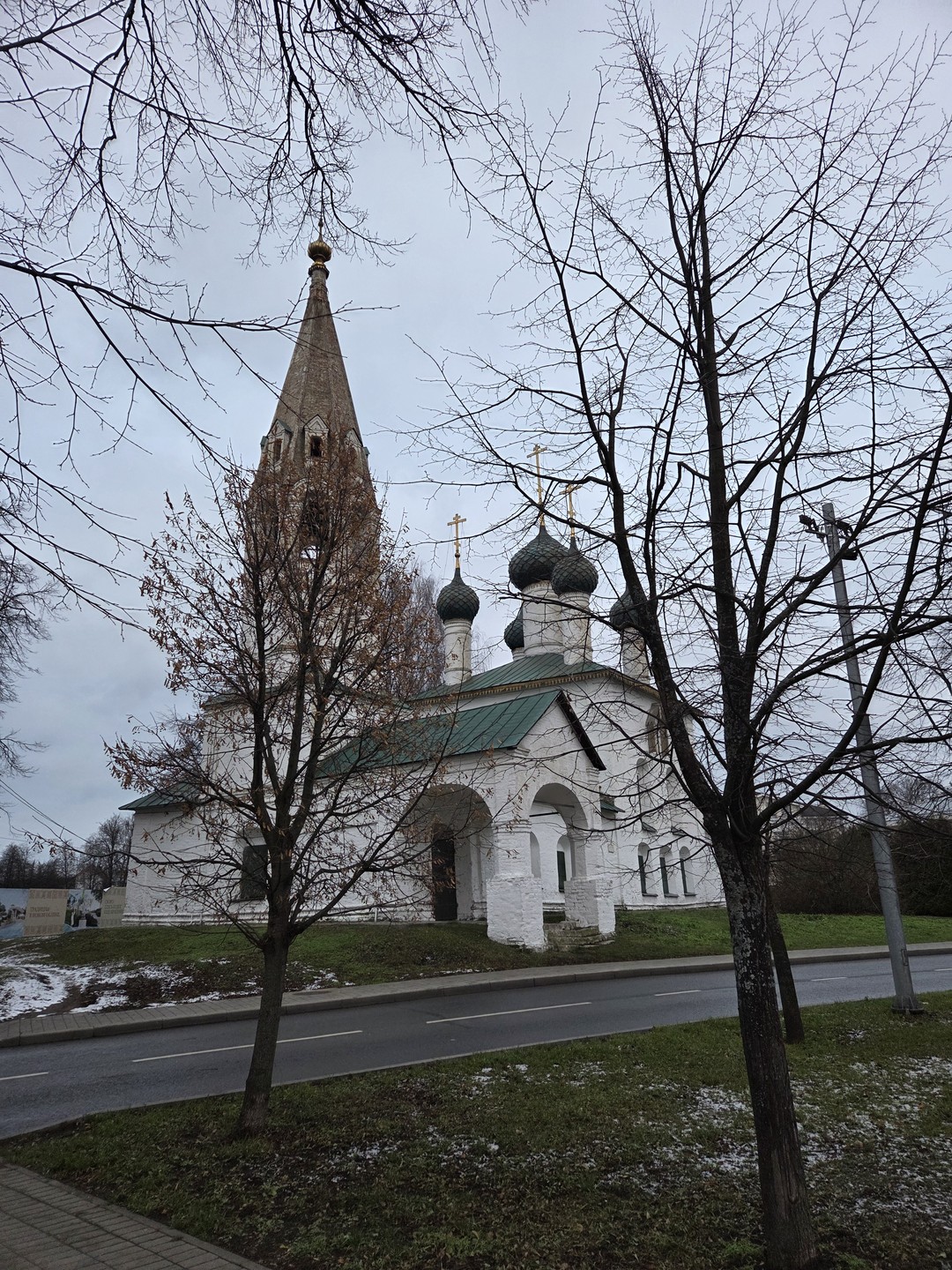 Интересная экскурсия,нам понравилось. Грамотная речь и подача информации отличная! Пролетела на одном дыхании!