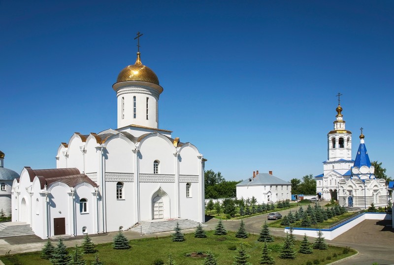 Фото отзыва 3: экскурсия "Из Казани — к Голубым озёрам и Зилантову монастырю"