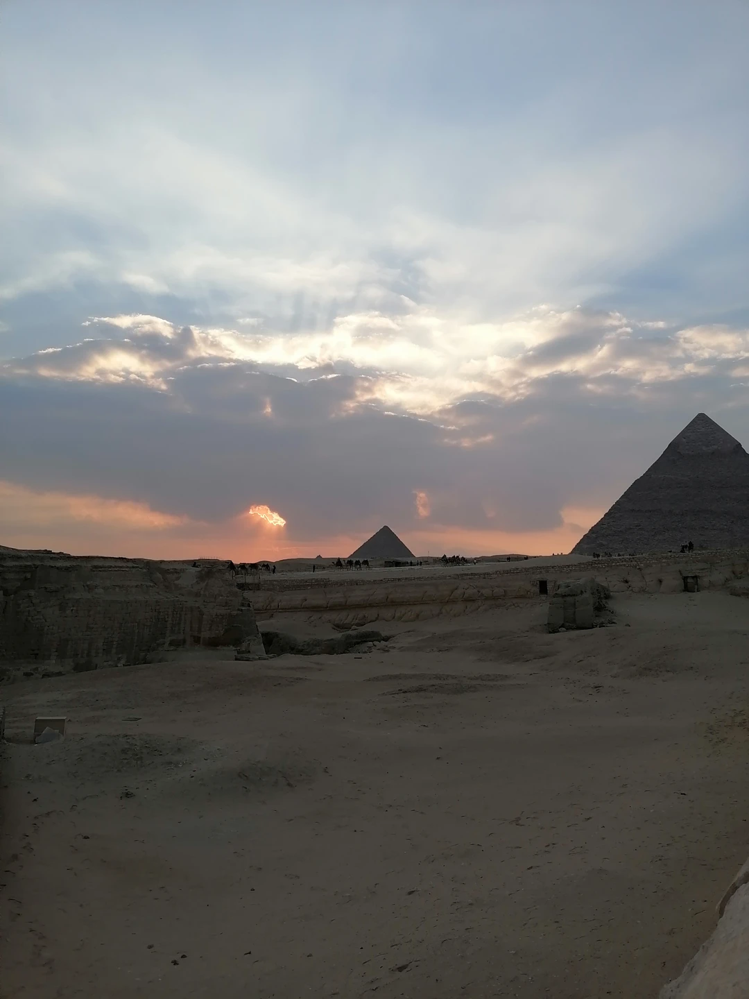 Мы уже бывали в Каире с экскурсией в позапрошлый год. В этот раз очень хотелось увидеть