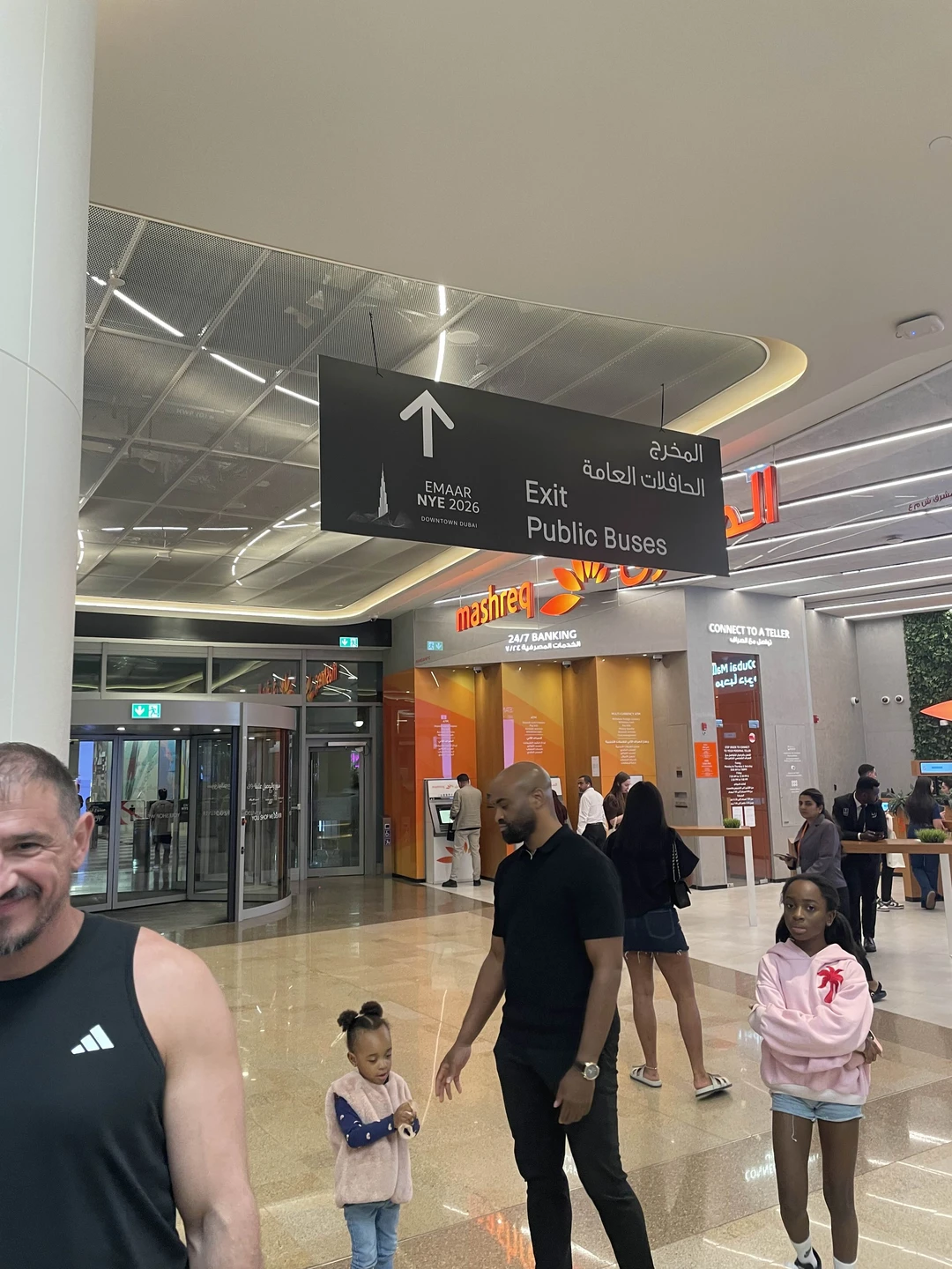 На каждую локацию немного времени, но это обзорная экскурсия, она дает представление куда можно добраться следующим раз своим ходом