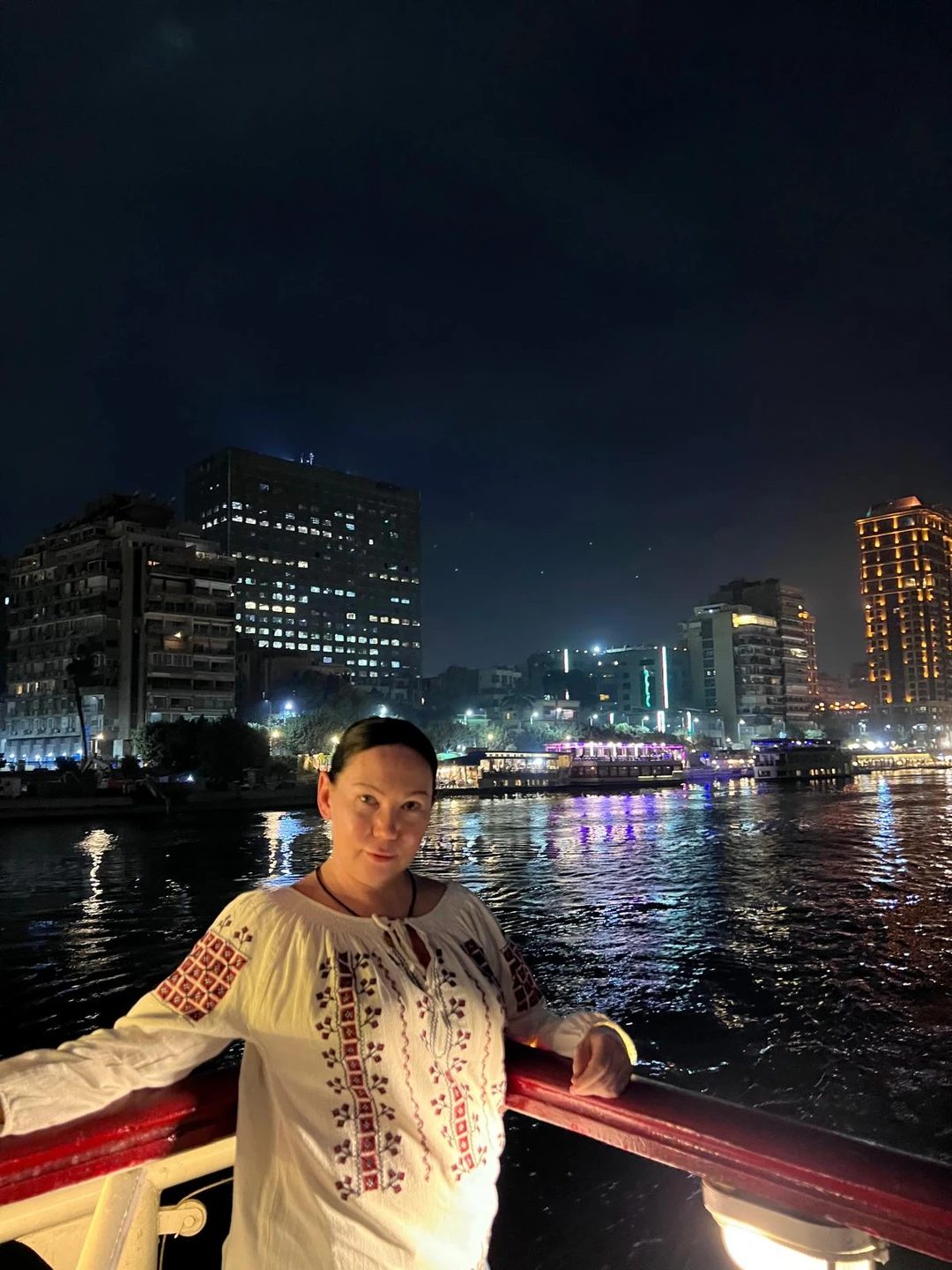 Были на экскурсии по Нилу с гидом Ахмедом, нам всё оч понравилось, в этот день у