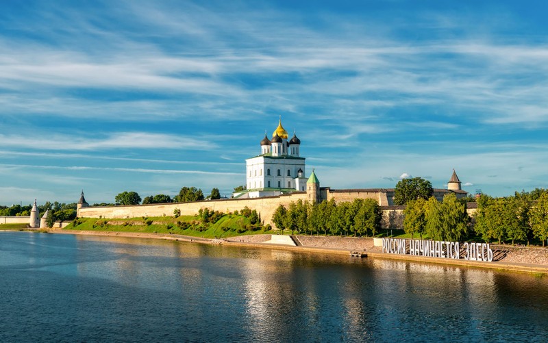 Расширенная обзорная экскурсия по Пскову (на вашем автомобиле)