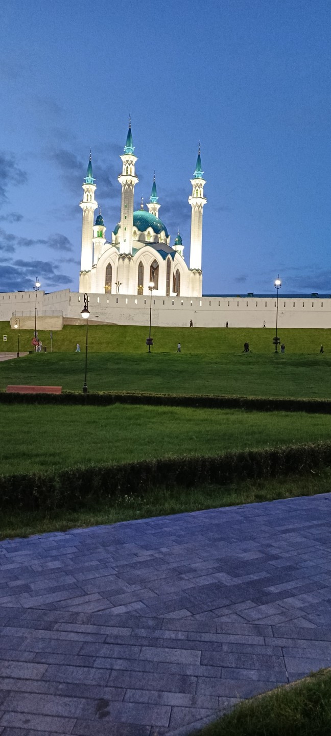 Ночная Казань и катание на колесе обозрения «Вокруг света» (Юлия)