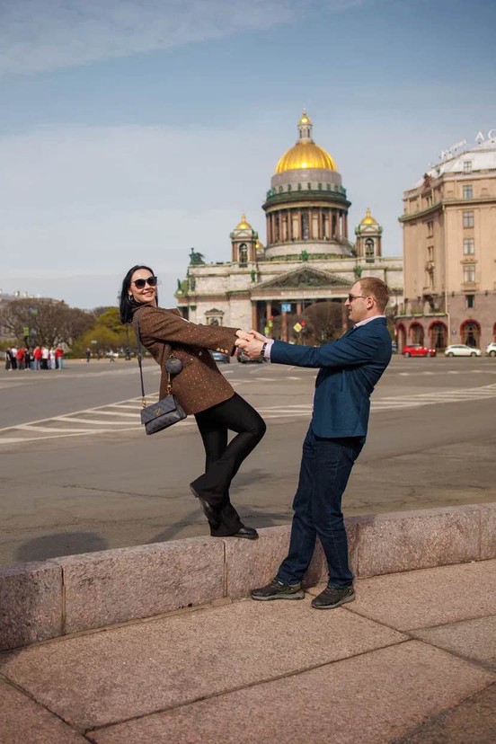 15-минутная фотосессия в лучших локациях Петербурга (Юлия)