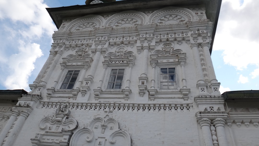 Благодарю Екатерину за экскурсию! Живым, человеческим языком, с любовью к своему краю рассказано много для меня