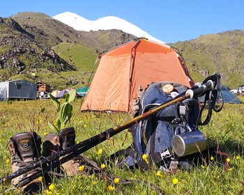 Через лавовые лабиринты к долине ледника Микельчиран
