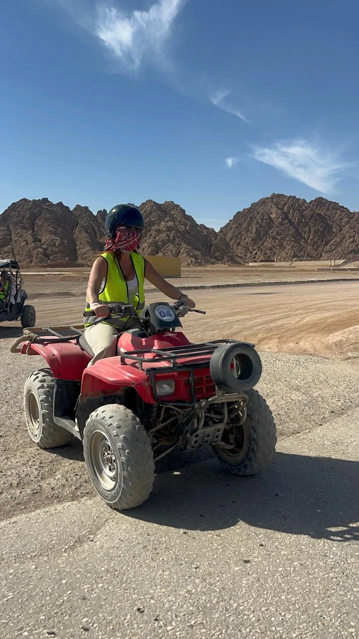 Прогулка по сафари очень понравилась. Все было организовано. Нас забрали в назначенное время. Отвезли на базу