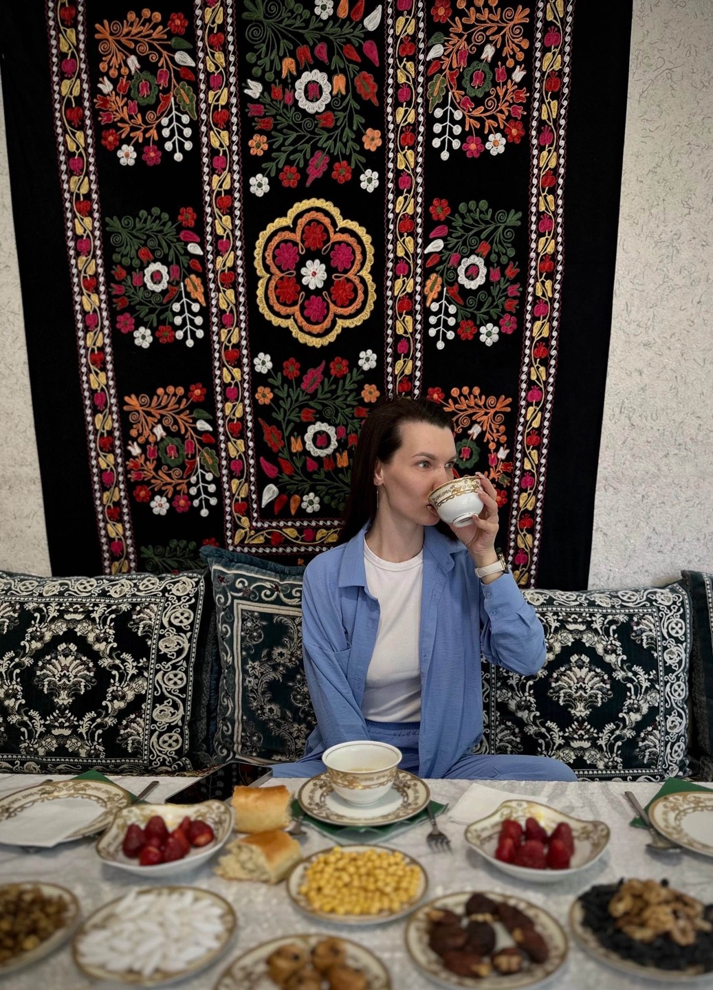 В мае посетили два кулинарных мастер-класса в Узбекистане (по приготовлению барака и по самсе/мантам). Остались очень довольны