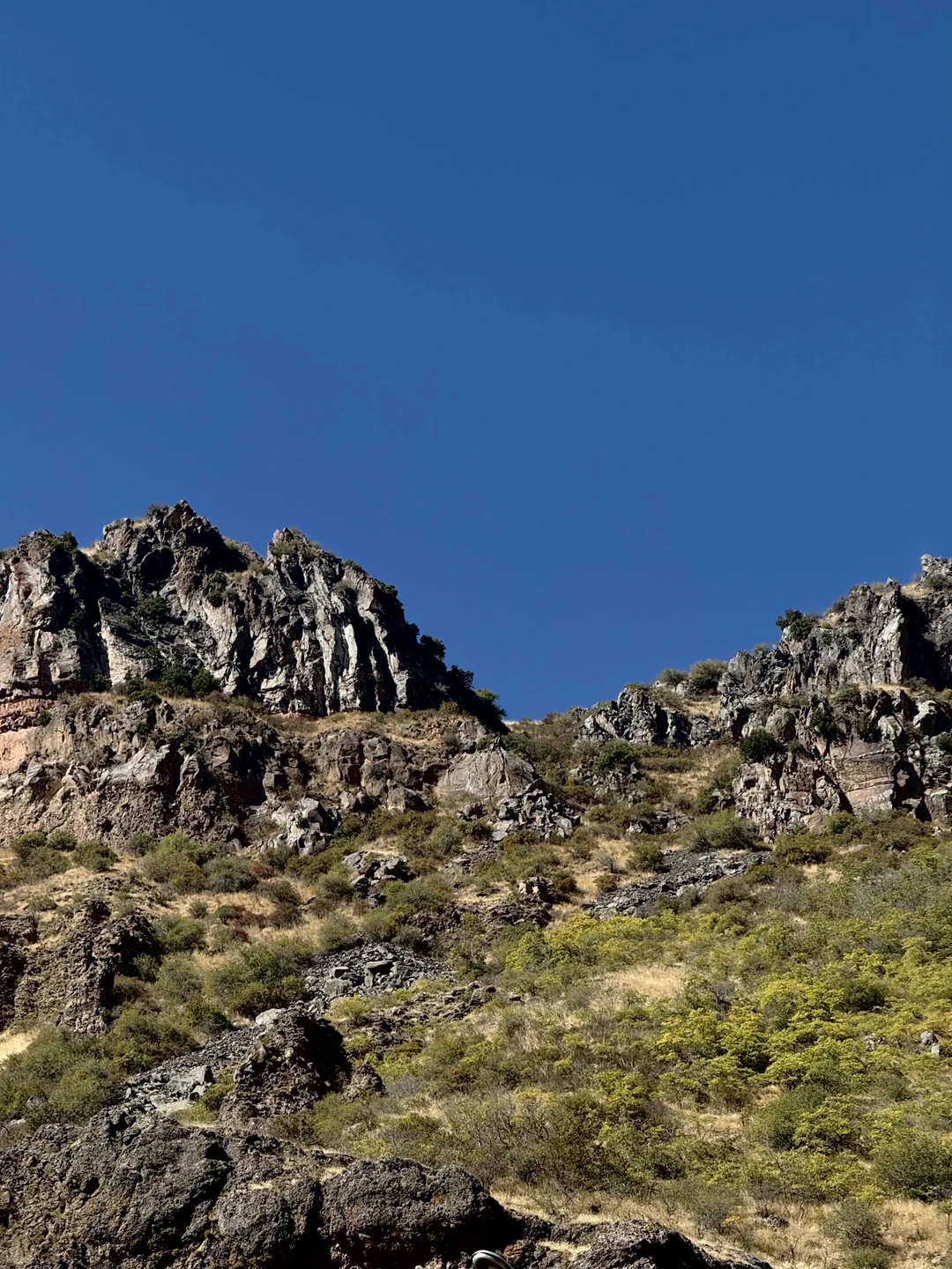 Очень интересно рассказывает Гид