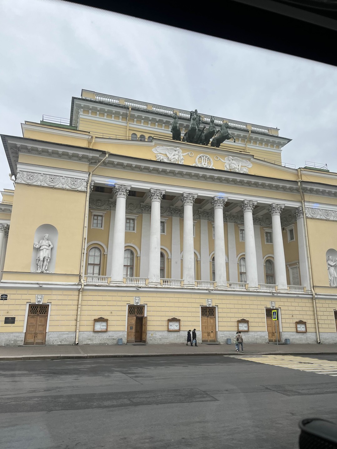 По главным местам Петербурга (Ирина)
