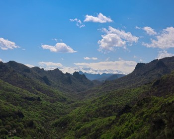 Домбай - жемчужина Кавказа и Карачаево-Черкесии