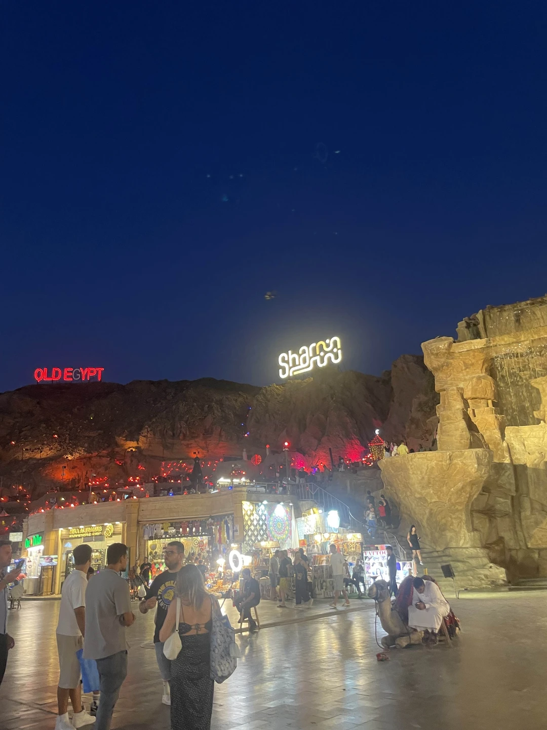 Все супер! Богдади лучший гид, отлично провели вечер. Едьте обязательно, не пожалеете!!