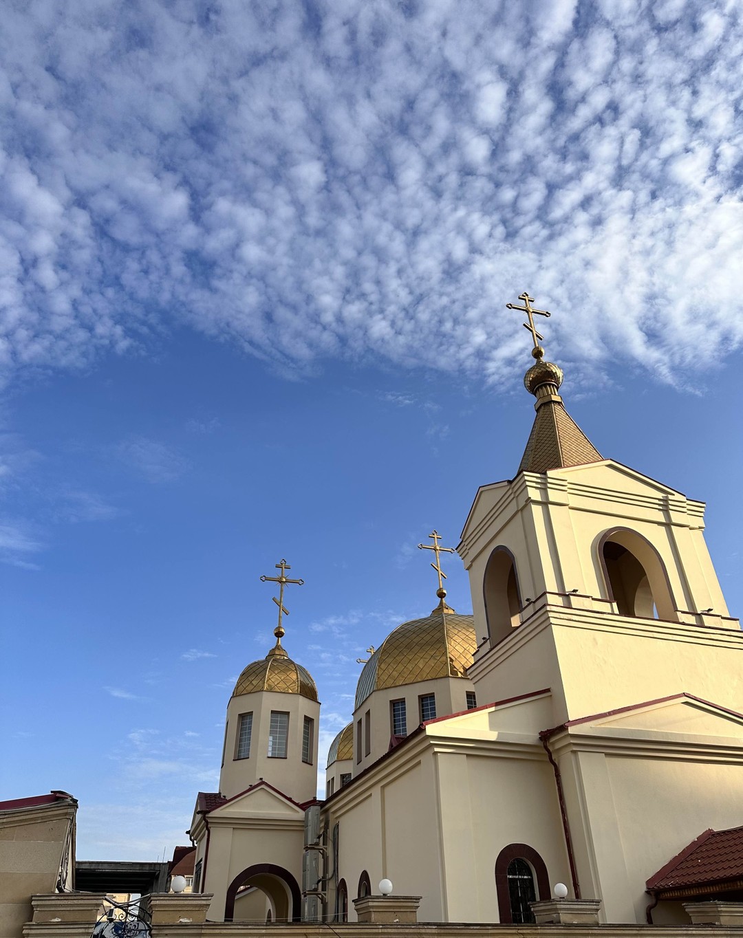 Хочу выразить огромную благодарность гиду, Зауру. Очень умный, начитанный, приятный собеседник и воспитанный мужчина. Экскурсия была