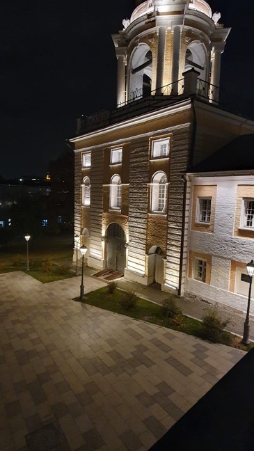 Хотелось бы поблагодарить Вас, Любовь, за супер экскурсию по Варварке! Наша компания провела чудесный вечер! Экскурсия