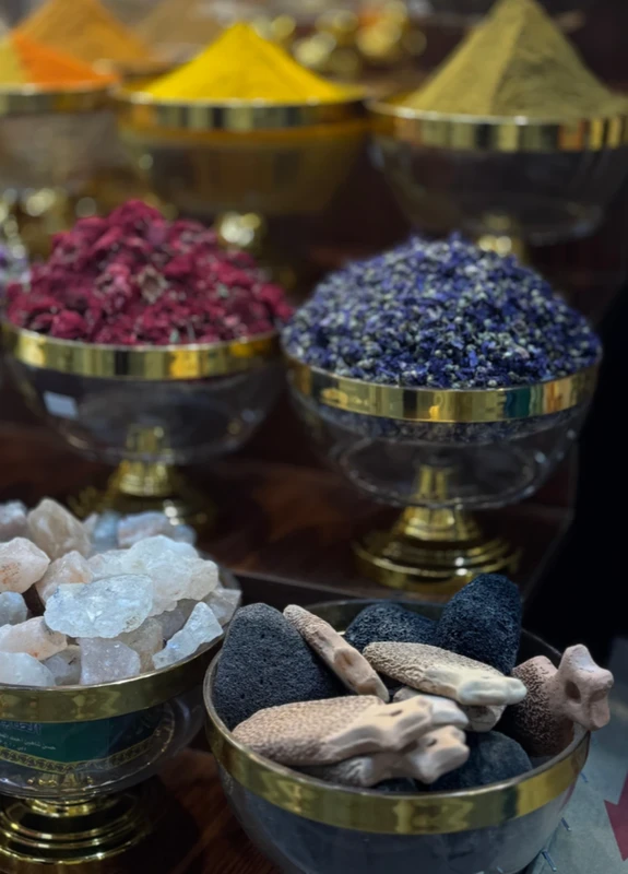 Природа и сердце Омана: оазис Вади-Шаб, воронка Бимма и старый Маскат