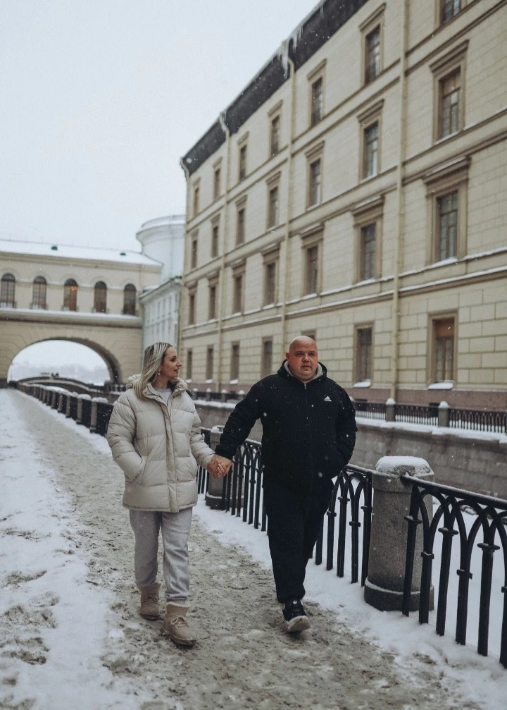 Хотим выразить огромную благодарность нашему фотографу и гиду Алёне. Фотосессия прошла отлично, мы даже не заметили