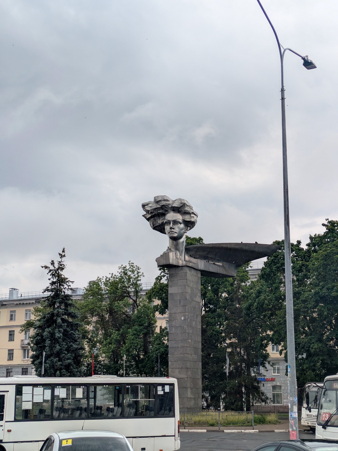 Марина прекрасно ориентируется в материале и является примером человека, который получает удовольствие от своей работы. Несмотря