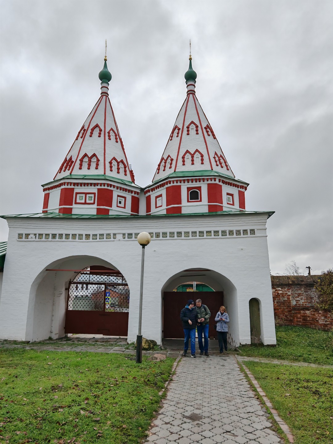 Разгадать суздальский феномен (Елена)