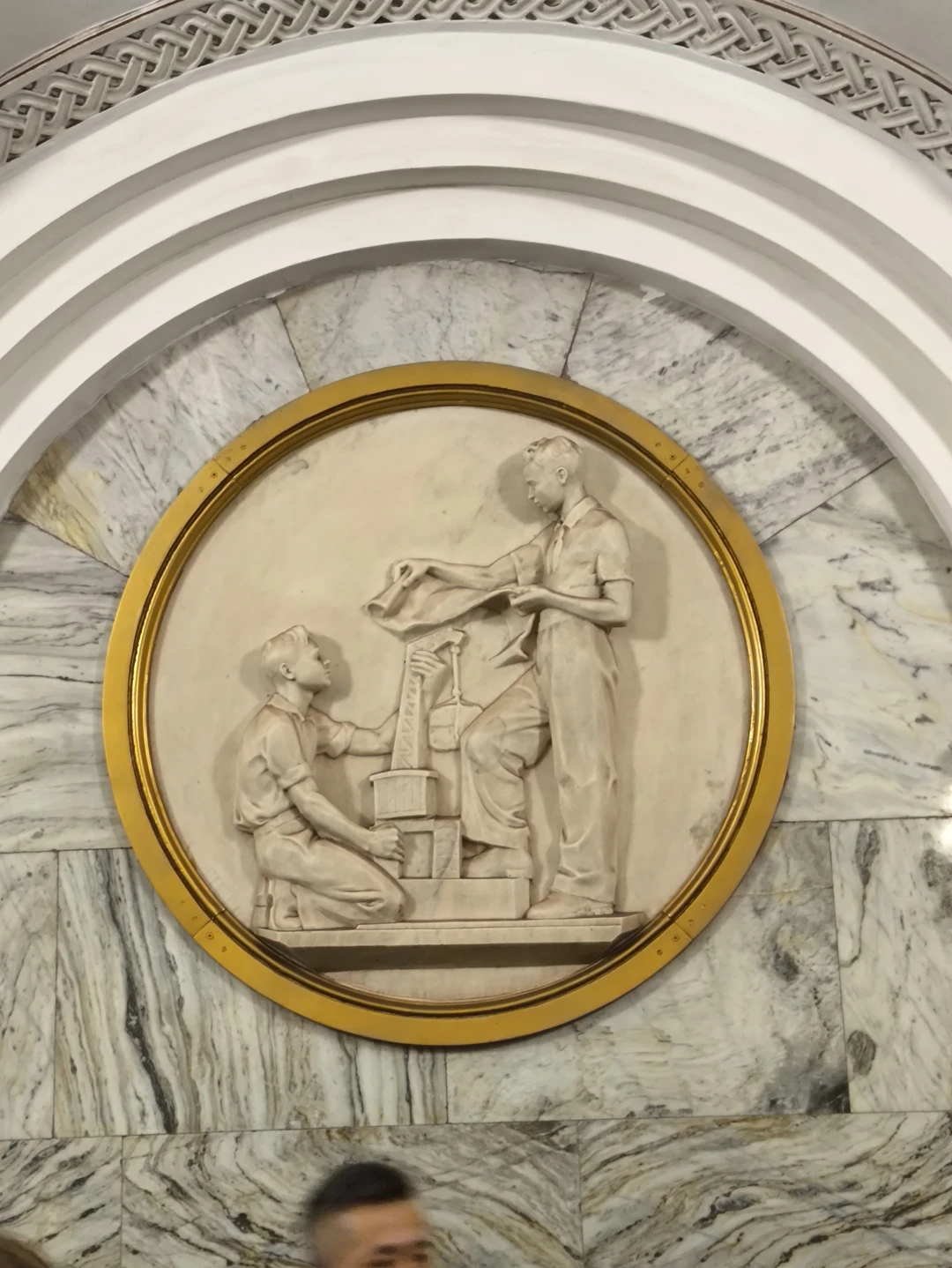 Ездили на экскурсию с детьми, 13-14 лет. Самое главное - им не было скучно и было интересно! А заинтересовать подростков это задача со звёздочкой…