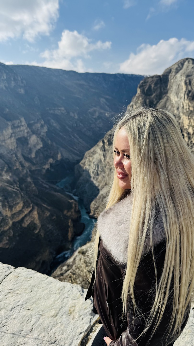 Отличная экскурсия на комфортабельном автомобиле! За небольшое время в отличии от других экскурсий по 12 часов