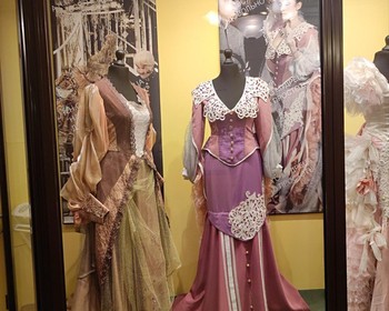 Ипатьевский монастырь, центр Костромы, Музей сыра с дегустацией, Музей костюма, спектакль