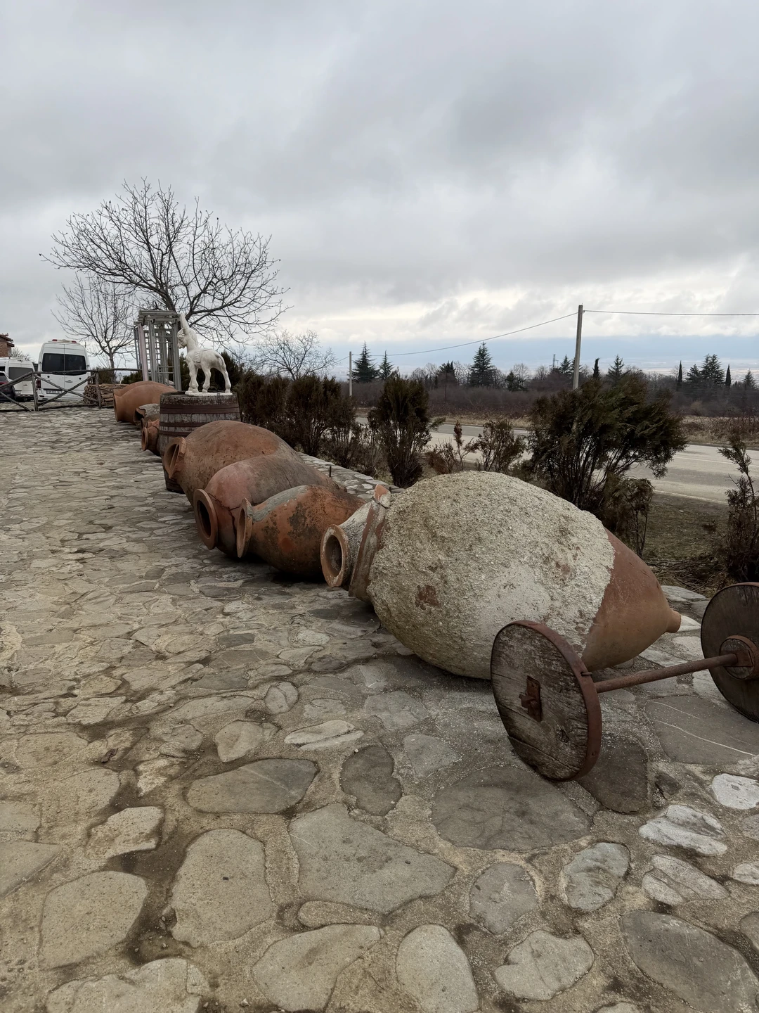 Огромная благодарность прекрасному гиду Георгию, человеку, который с таким вдохновением и с душой познакомил нас с