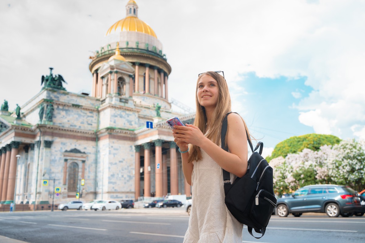 Фото 4 - Экскурсия: "Узреть Петра творенье за выходные: тур-конструктор с экскурсиями на выбор"