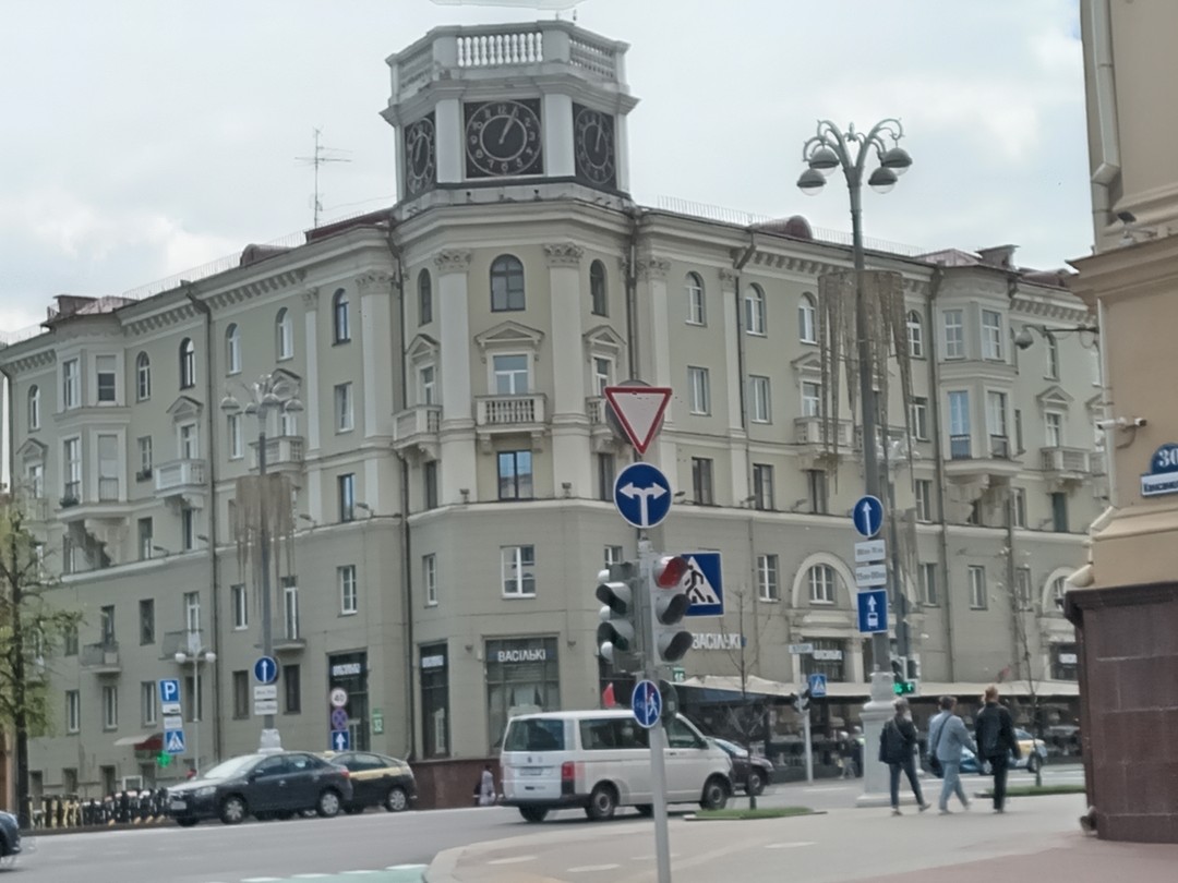 Утро в городе М: экскурсии в мини-группе (Виктория)
