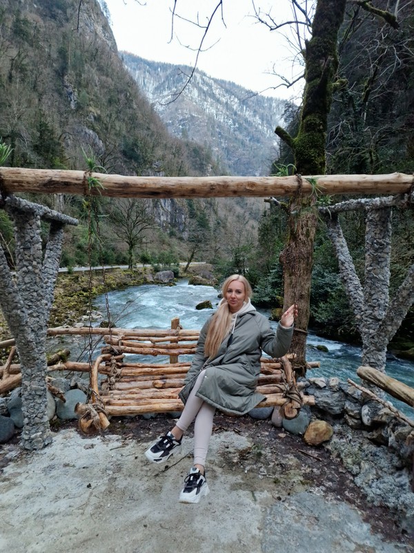 Виды Абхазия в мини-группе: путешествие из Адлера