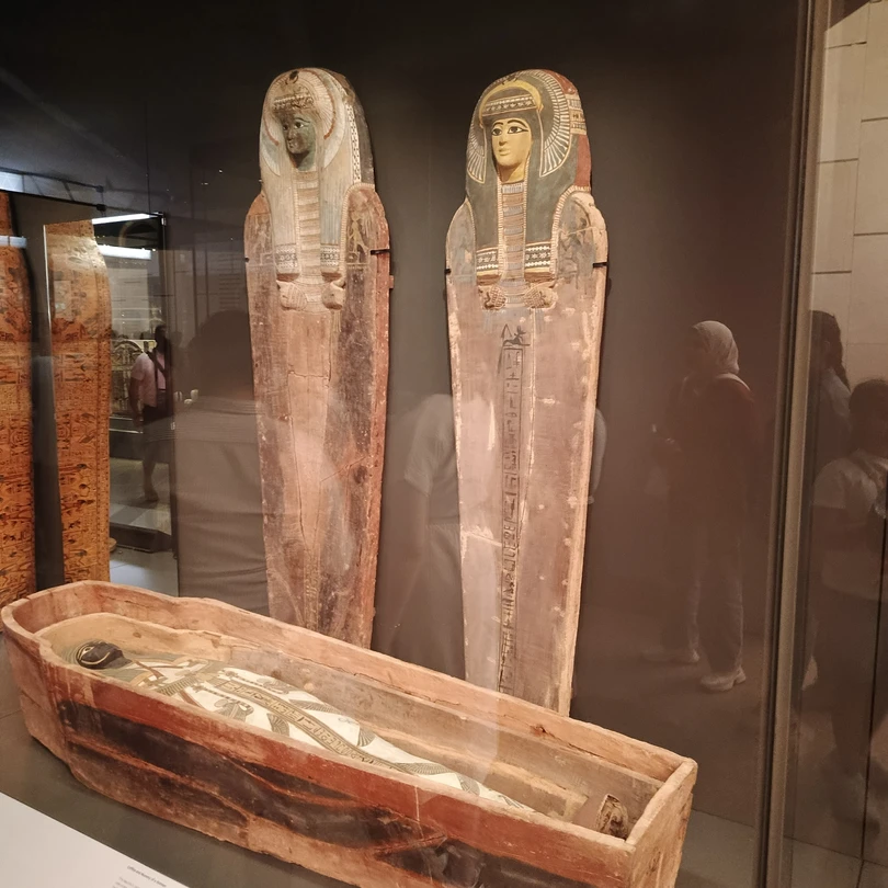 Экскурсия нам понравилась, гид был квалифицированным и доброжелательным и водитель тоже. Спасибо!