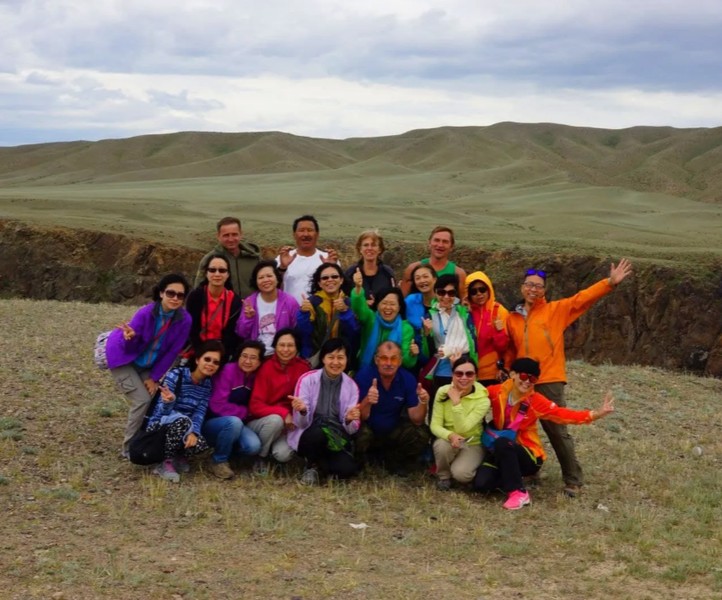 Голубое ожерелье Тянь-Шаня: индивидуальный тур на внедорожнике к озёрам Кольсай и Каинды