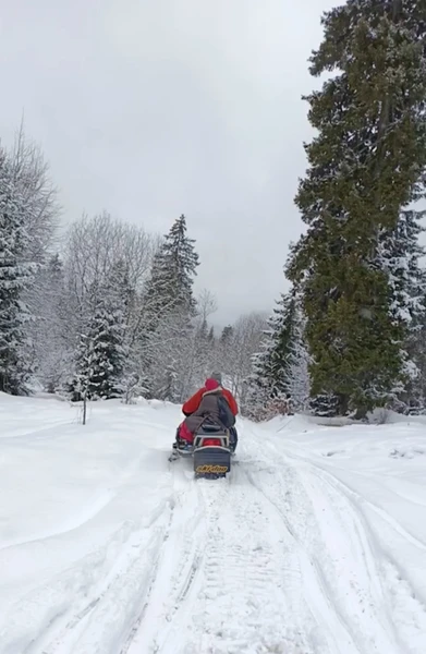 Экскурсия замечательная! Отличный минивэн, первоклассный водитель и супер-гид Джимми! Читала отзывы про него и попали к