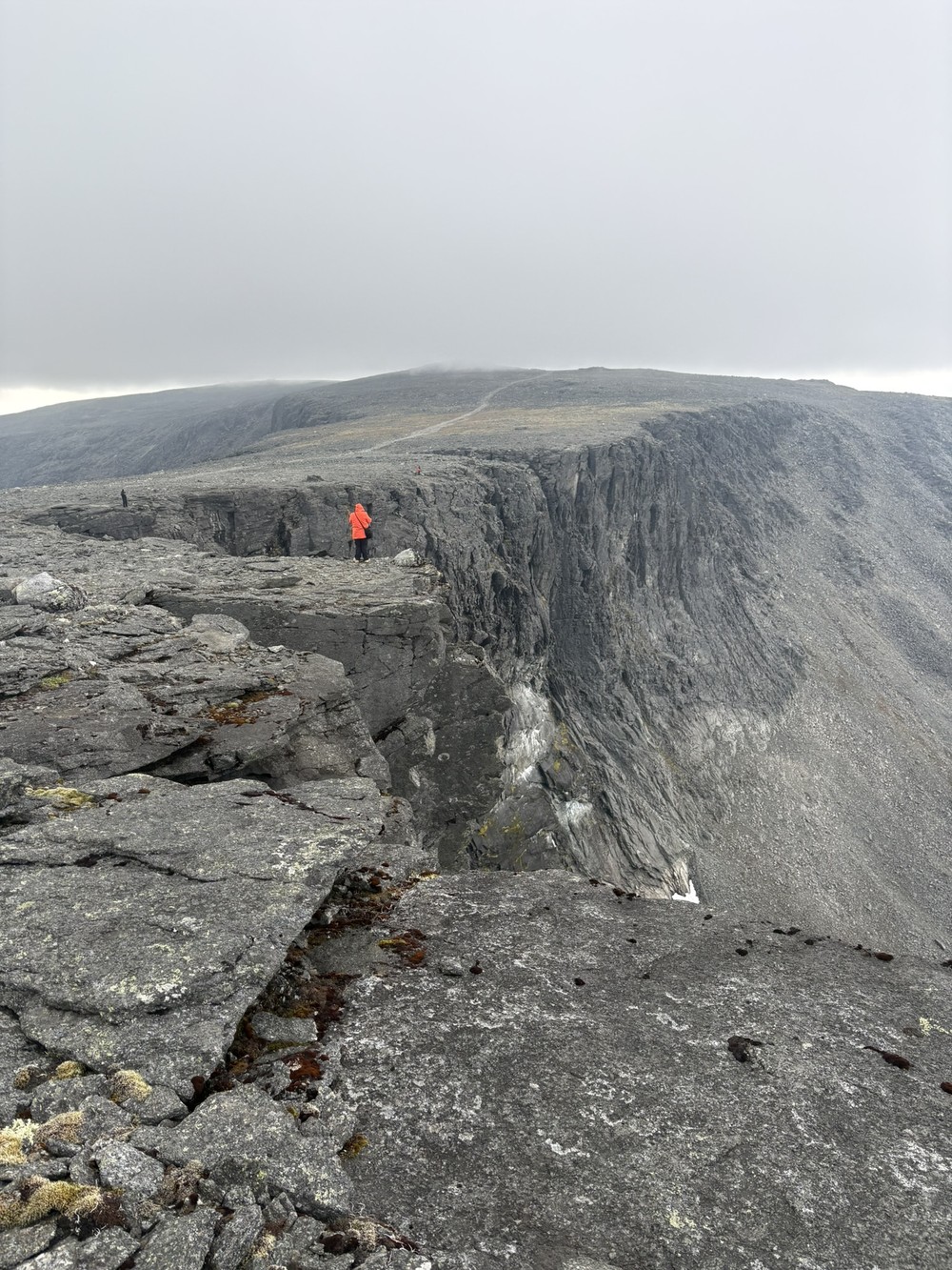 Ловозерские тундры и перевал Геологов — в мини-группе и в формате «всё включено» (3/24)