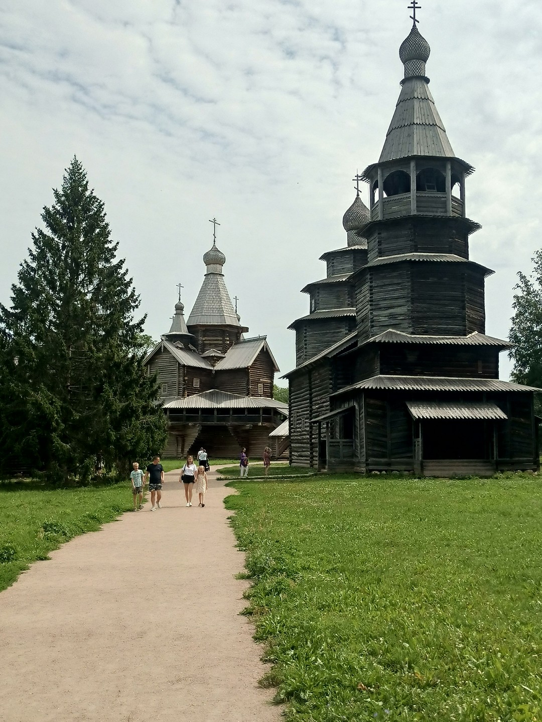 Автобусная экскурсия из СПб в Великий Новгород (Лариса)