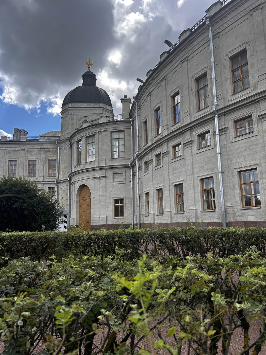 Очень понравилась экскурсия. Гид Максим рассказывал очень интересно. Правда немой сын, 6 лет не совсем был