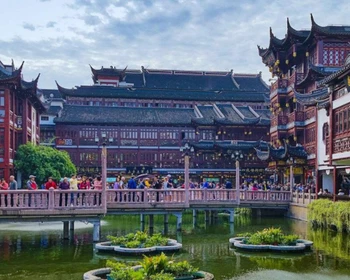 Садю Юйюань и храм Городского Божества