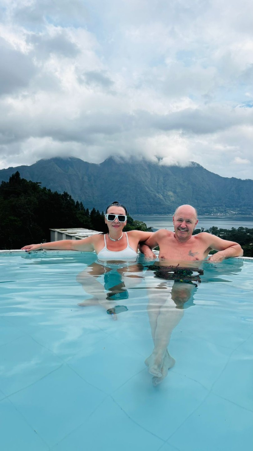 Давно мечтала о восхождение на вулкан и наконец то моя мечта сбылась! Брали индивидуальный тур с