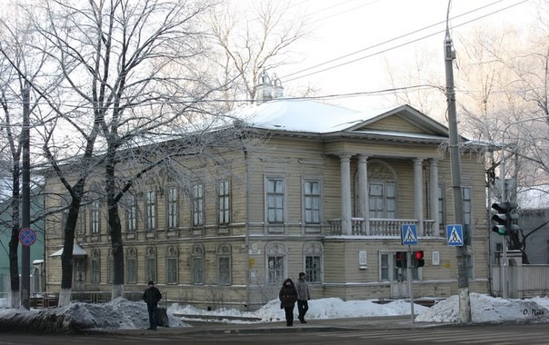 Город, где резной палисад