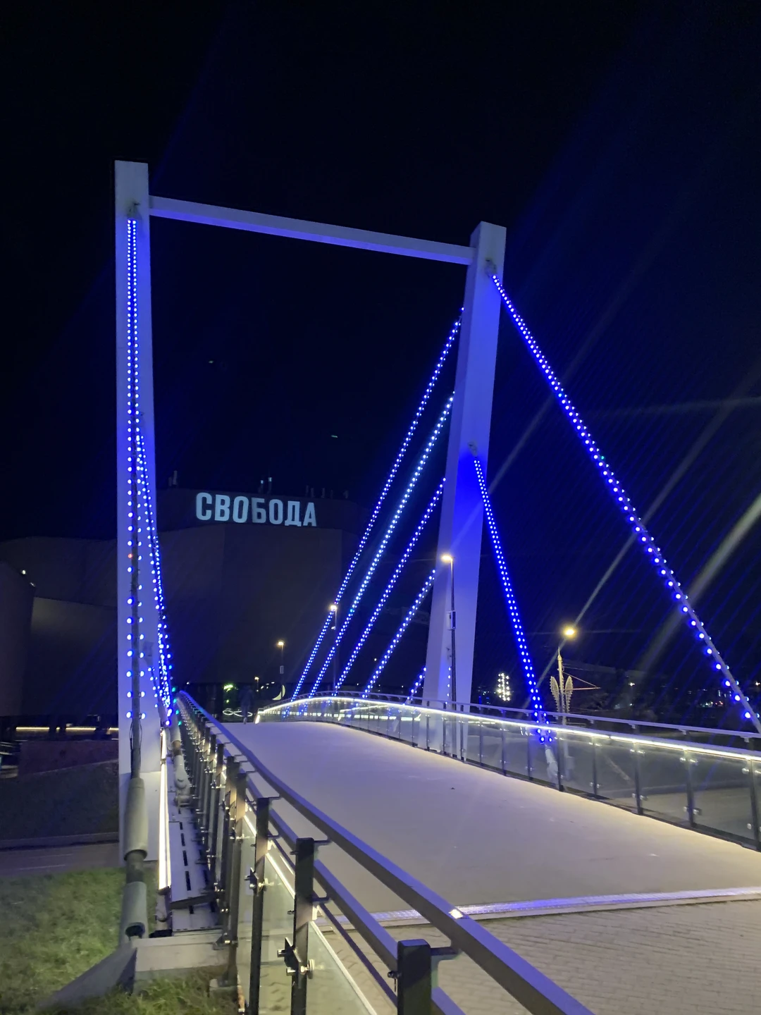 Приехала в командировку на 2 дня. Очень обрадовалась увидев экскурсию вечером. Несмотря на зимнее и позднее