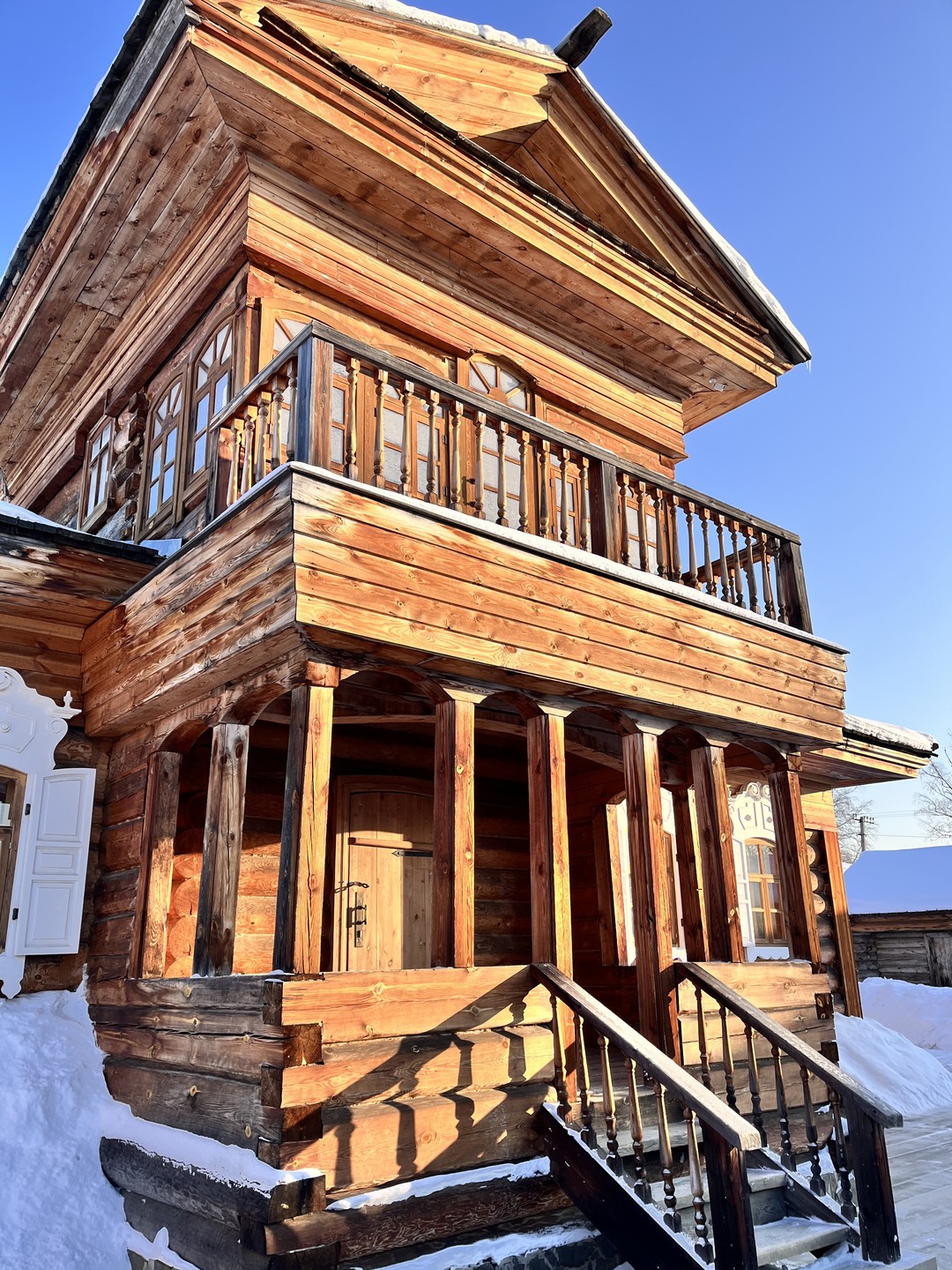 Огромное спасибо Наталье– не просто экскурсовод, а настоящий проводник в мир Байкала! Ее знания о природе,