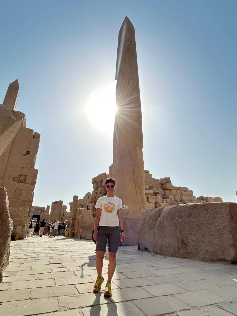 Были в Луксоре на индивидуальной экскурсии вдвоем с сыном. Гид Таха отлично знает свое дело. Все