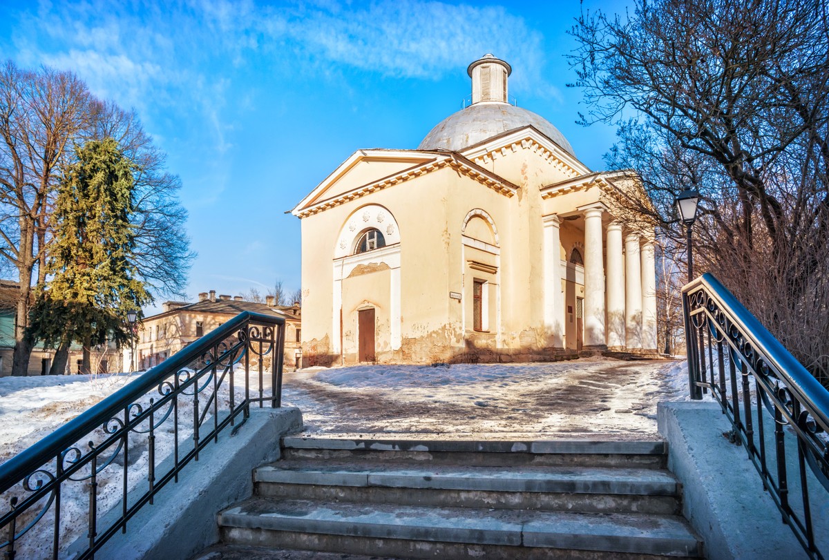 Фото 2 - Экскурсия: "«…точно маленький итальянский городишко…»"