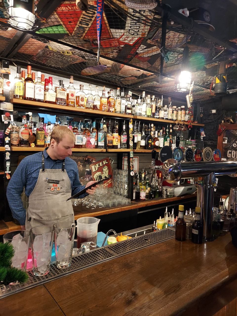 Мы уже во второй раз встречаемся с Ольгой: когда-то гуляли с ней по Москве на обзорной