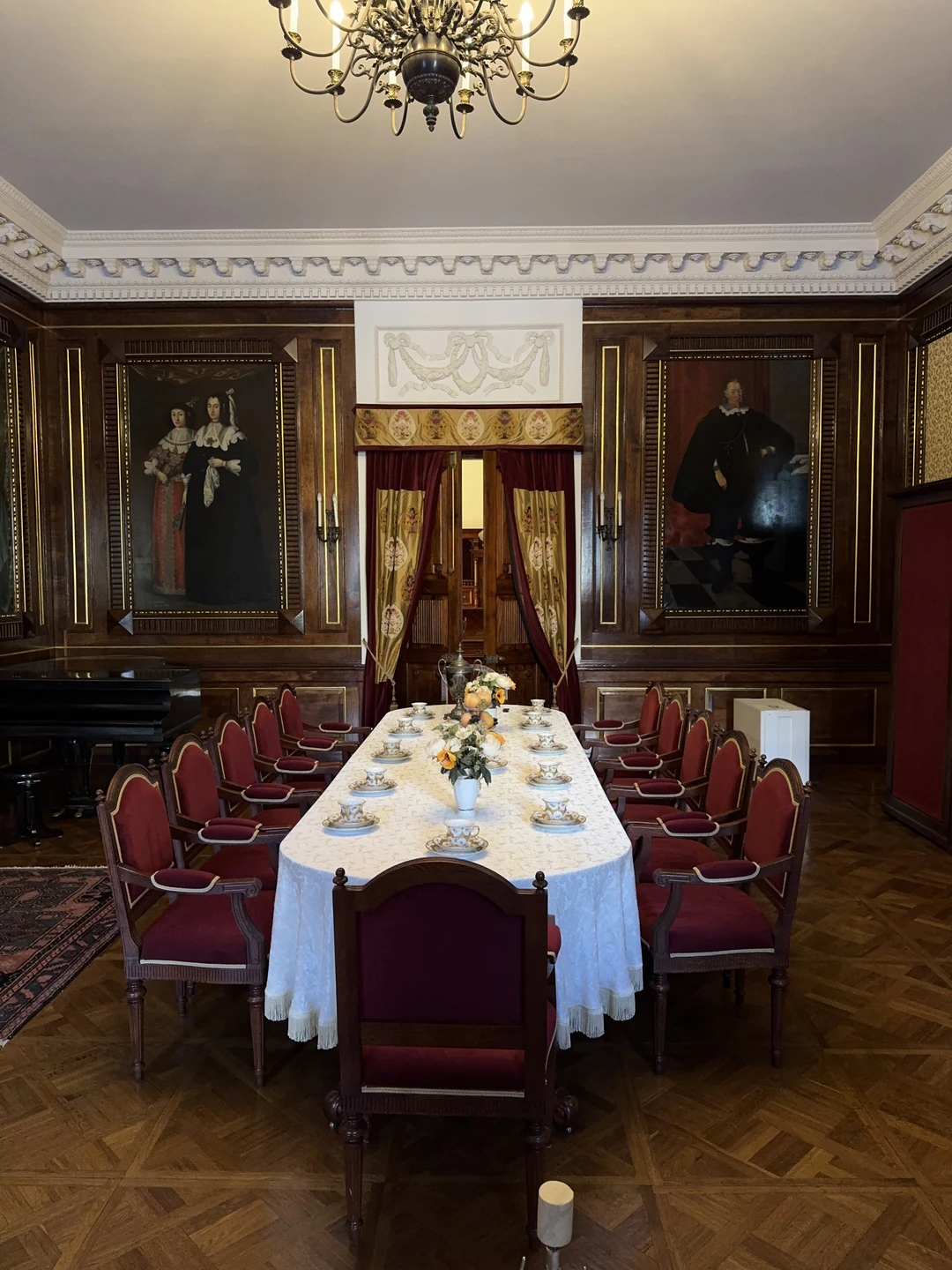 Замки Мир и Несвиж - групповая экскурсия из Минска (Олеся)