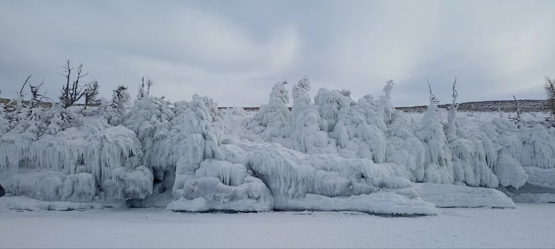 У нас был экскурсовод Андрей. Очень просто и понятно, а главное весело сопроводил нас в этот