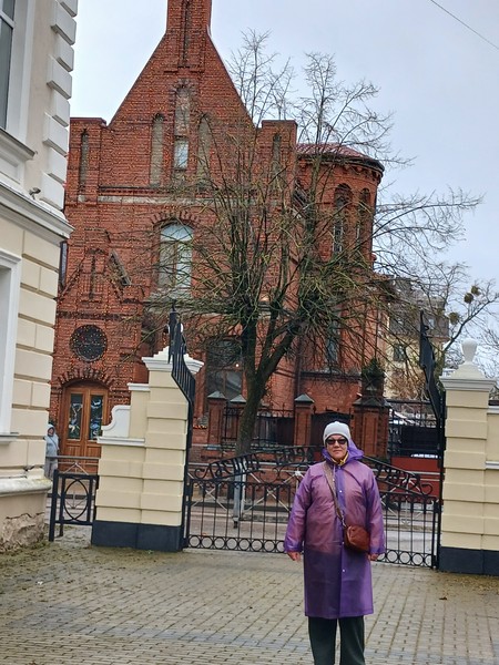 экскурсовод Екатерина выше всяких похвал. провела нас по знаковым местам Зеленоградска. очень интересно подаёт материал, много